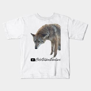 Coyote caught by both back paws Kids T-Shirt